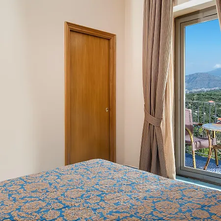Grand Due Golfi SantʼAgata sui Due Golfi