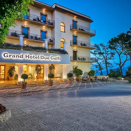 Grand Due Golfi 4*
