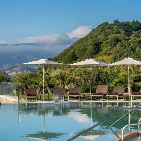 Grand Due Golfi 4*