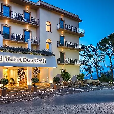 Grand Due Golfi فندق SantʼAgata sui Due Golfi