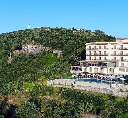 Grand Due Golfi SantʼAgata sui Due Golfi