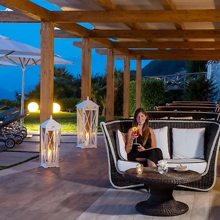 Grand Due Golfi 4* 산트아구타수이두에골피