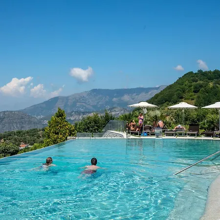 Grand Due Golfi 4*