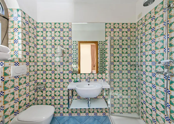 Hotell Grand Due Golfi SantʼAgata sui Due Golfi