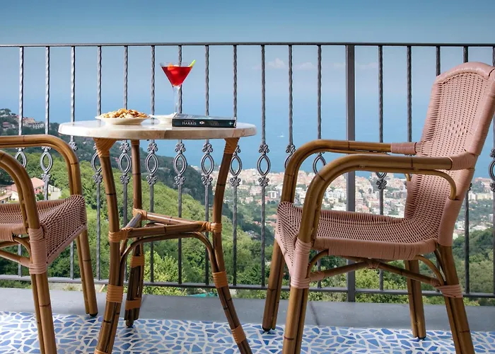 Grand Due Golfi Hotell