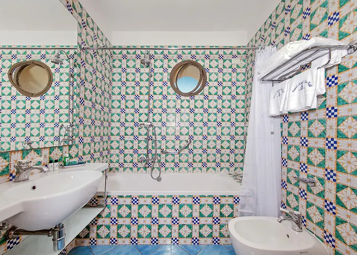 Grand Due Golfi Hotell 4*