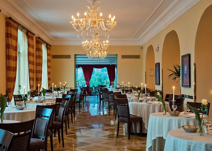 Grand Due Golfi Hotell SantʼAgata sui Due Golfi