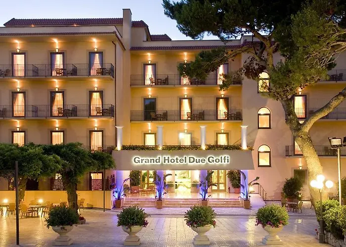 Grand Due Golfi Hotell 4*