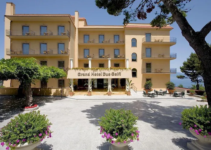 Grand Due Golfi 4* SantʼAgata sui Due Golfi