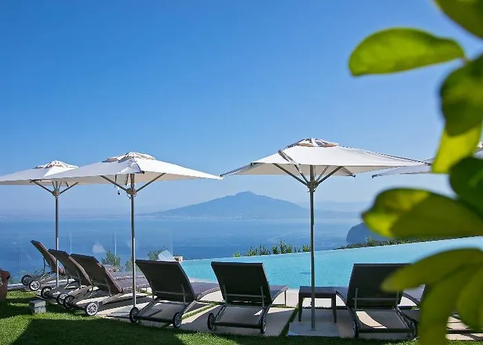 Grand Due Golfi Hotell 4*