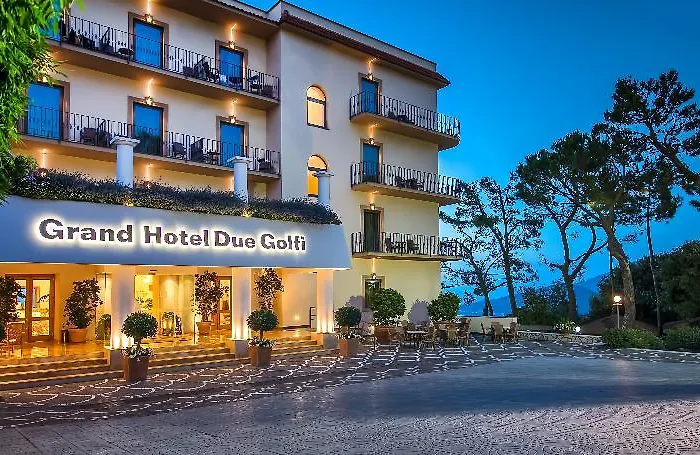 Grand Due Golfi Hotell SantʼAgata sui Due Golfi